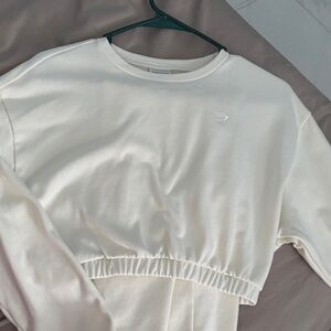 White Cropped Sweatshirt w Joggers